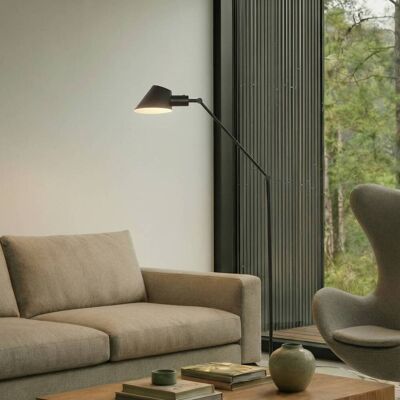 Lindby Staande Lamp 'Corali' in Zwart Metaal - 176,5cm - Staande Lamp Lindby Staande Lamp 'Corali' in Zwart Metaal - 176,5cm - Staande Lamp