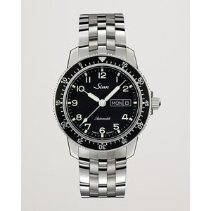 Sinn 104 A Pilot Watch 41mm Steel Link Black