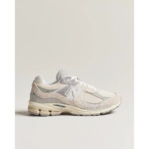 New Balance 2002R Sneakers Linen