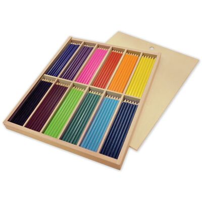 PLAYBOX Fargeblyant I Eske 18x12 (216) PLAYBOX Fargeblyant I Eske 18x12 (216)