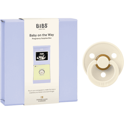 BIBS Gift Set Baby on the Way Latex Size 1, Ivory, 1 stk. BIBS Gift Set Baby on the Way Latex Size 1, Ivory, 1 stk.