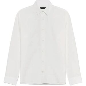 Matinique Machristaldo M White M Matinique Machristaldo M White M