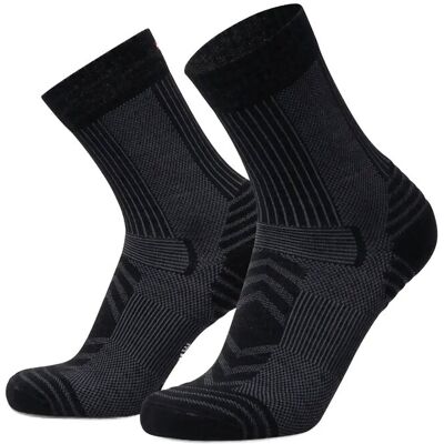 Danish Endurance Light Hiking Crew Socks 1-Pack 35-38 Black 35-38 Danish Endurance Light Hiking Crew Socks 1-Pack 35-38 Black 35-38