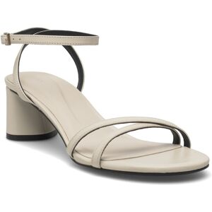 Boss Gracey_Chsandal50_Na 39 Cream 39 Boss Gracey_Chsandal50_Na 39 Cream 39