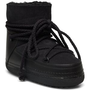 Inuikii Classic 40 Black 40 Inuikii Classic 40 Black 40