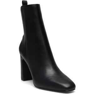 Steve Madden Adelisa 40 Black 40 Steve Madden Adelisa 40 Black 40