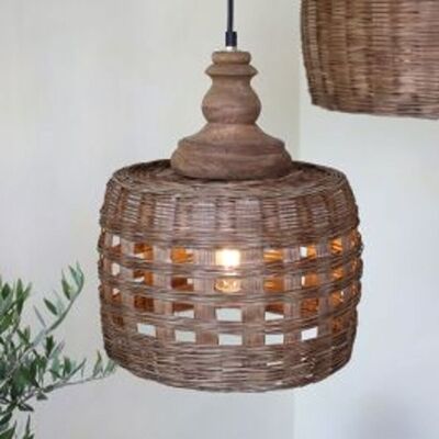 Lampe I Flettet Rattan Fra Chique Antique Lampe I Flettet Rattan Fra Chique Antique