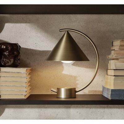 ferm LIVING Meridian Lamp Gull - Bærbar LED-lys ferm LIVING Meridian Lamp Gull - Bærbar LED-lys