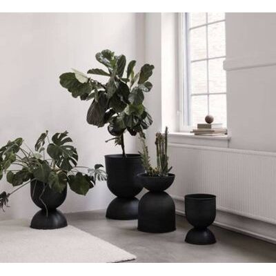 ferm LIVING Svart Timeglass Blomsterrank - Liten - Reversibel - Hagepynt ferm LIVING Svart Timeglass Blomsterrank - Liten - Reversibel - Hagepynt