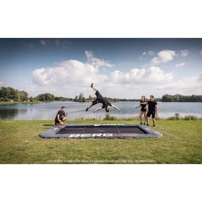 Berg Trampoline Ultim Pro Bouncer Flatground 5x5 Meter - Berg Trampoline Ultim Pro Bouncer Flatground 5x5 Meter -