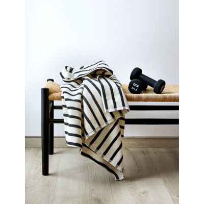 Høie of Scandinavia Everyday Stripe badehåndkle antrasitt 70 x 140 cm Høie of Scandinavia Everyday Stripe badehåndkle antrasitt 70 x 140 cm
