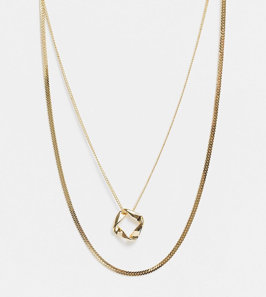 DesignB London Curve multirow necklace with flat chain and circle pendant in gold  Gold