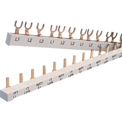 Chint SAMLESKINNE 2P Gaffel JFA 3 moduls 2P 16mm² 1 meter CV023276 - 1615683 Chint SAMLESKINNE 2P Gaffel JFA 3 moduls 2P 16mm² 1 meter CV023276 - 1615683