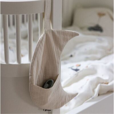 Sebra Bedside Pocket til Babyseng, Creamy White Moon Sebra Bedside Pocket til Babyseng, Creamy White Moon