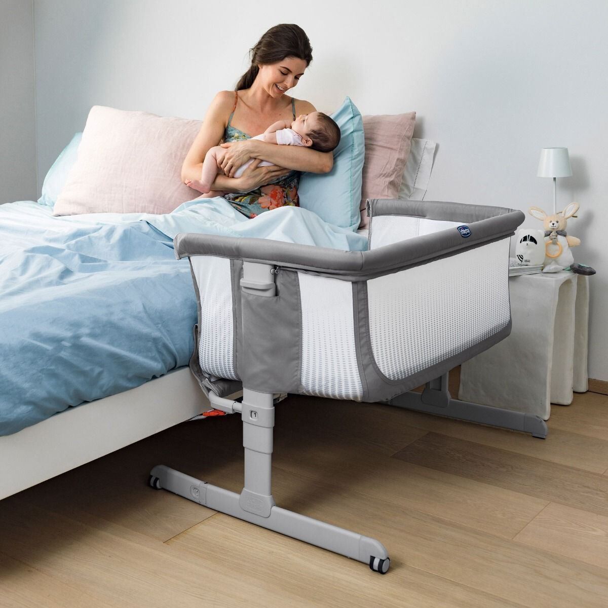 Chicco Next2Me Air, Bedside Crib, Stone