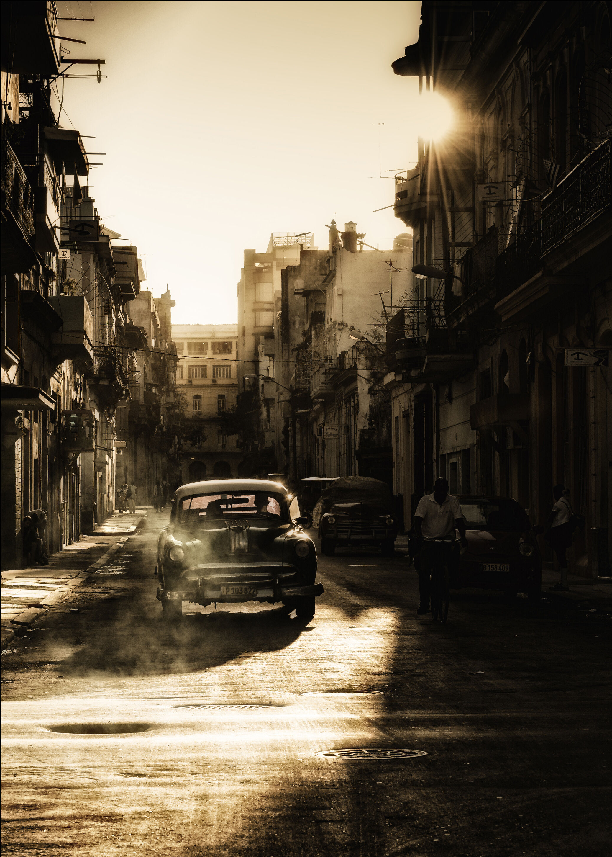 1x Mystic Morning In Havana Plakat (50x70 Cm)