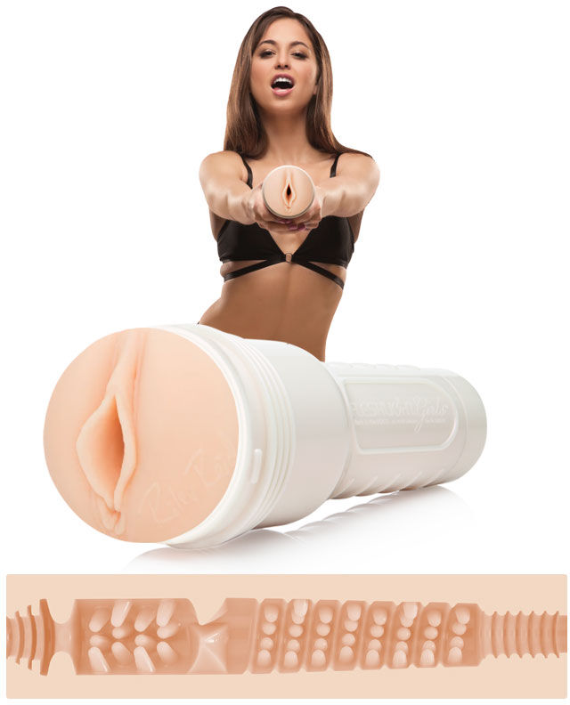 Fleshlight Girls - Riley Reid Utopia Signature Collection