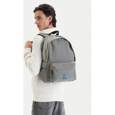 Calvin Klein Plecak Bold Round Backpack LV04D3114G Szary NOSIZE Szary Męskie Calvin Klein Plecak Bold Round Backpack LV04D3114G Szary NOSIZE Szary Męskie