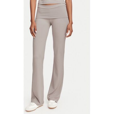 Guess Legginsy V6YB24 K4713 Beżowy ciemny Flare Fit S Beżowy ciemny Damskie Guess Legginsy V6YB24 K4713 Beżowy ciemny Flare Fit S Beżowy ciemny Damskie
