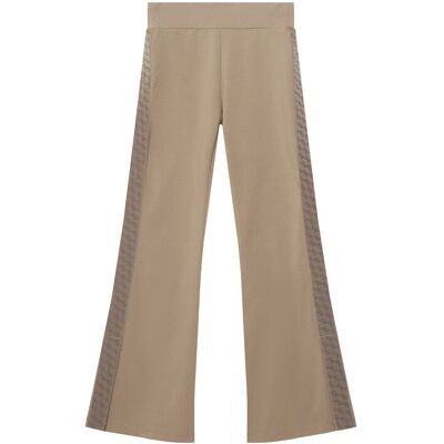 Giorgio Armani EA7 Emporio Armani Spodnie dresowe 7G000250 AF12484 U6100 Beżowy ciemny Flare Fit 12Y Beżowy ciemny Dziewczynka Giorgio Armani EA7 Emporio Armani Spodnie dresowe 7G000250 AF12484 U6100 Beżowy ciemny Flare Fit 12Y Beżowy ciemny Dziewczynka
