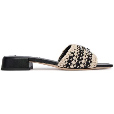 KARL LAGERFELD Klapki Petalo II KL80701C Czarny 35 Czarny Damskie KARL LAGERFELD Klapki Petalo II KL80701C Czarny 35 Czarny Damskie