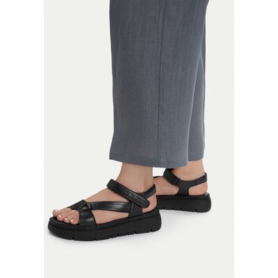 Lasocki Sandały CEO-WI16-TIA-01 Czarny 37 Czarny Damskie Lasocki Sandały CEO-WI16-TIA-01 Czarny 37 Czarny Damskie