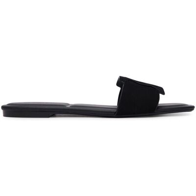 Calvin Klein Klapki Square Flat Sndl Embl Suede HW0HW03055 Czarny 39 Czarny Damskie Calvin Klein Klapki Square Flat Sndl Embl Suede HW0HW03055 Czarny 39 Czarny Damskie