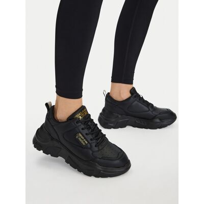 Versace Jeans Couture Sneakersy 80VA3SC2 ZPB71 899 Czarny 35 Czarny Damskie Versace Jeans Couture Sneakersy 80VA3SC2 ZPB71 899 Czarny 35 Czarny Damskie