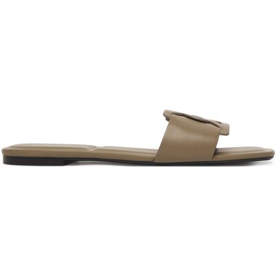 Calvin Klein Klapki Square Flat Sandal Emblem HW0HW03128 Beżowy 39 Beżowy Damskie Calvin Klein Klapki Square Flat Sandal Emblem HW0HW03128 Beżowy 39 Beżowy Damskie