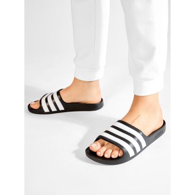 Adidas Klapki adilette Aqua K F35556 Czarny 32 Czarny Unisex Dziecko Adidas Klapki adilette Aqua K F35556 Czarny 32 Czarny Unisex Dziecko