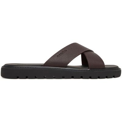 Calvin Klein Klapki Sq Molded Sandal Xcross Lth HM0HM02235 Brązowy 44 Brązowy Męskie Calvin Klein Klapki Sq Molded Sandal Xcross Lth HM0HM02235 Brązowy 44 Brązowy Męskie