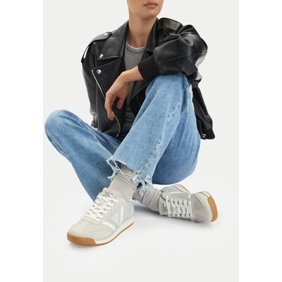 Guess Jeans Sneakersy EO-GJ202505161-2 Szary jasny 41 Szary jasny Damskie Guess Jeans Sneakersy EO-GJ202505161-2 Szary jasny 41 Szary jasny Damskie