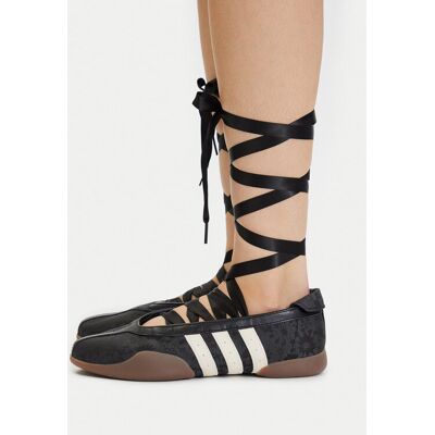 Adidas Baleriny Liberty London IH6916 Czarny 4023 Czarny Damskie Adidas Baleriny Liberty London IH6916 Czarny 4023 Czarny Damskie
