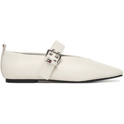 Tommy Jeans Baleriny Tjw Ballerina Buckle EN0EN03019 Biały 39 Biały Damskie Tommy Jeans Baleriny Tjw Ballerina Buckle EN0EN03019 Biały 39 Biały Damskie
