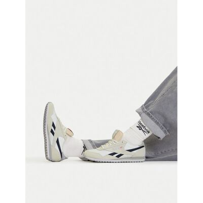 Reebok Sneakersy EOSS-CLASSIC AZ 100208830 Biały 41 Biały Damskie Reebok Sneakersy EOSS-CLASSIC AZ 100208830 Biały 41 Biały Damskie