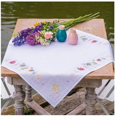 Vervaco Haft Krzyżykowy Liczony Zestaw do Haftu Obrusu FIOŁKI Zestaw Kreatywny dla Dorosłych 80 x 80 cm DIY Dekoracja Stołu ze Zmywalnym Wzorem Counted Cross Stitch Kit Vervaco Haft Krzyżykowy Liczony Zestaw do Haftu Obrusu FIOŁKI Zestaw Kreatywny dla Dorosłych 80 x 80 cm DIY Dekoracja Stołu ze Zmywalnym Wzorem Counted Cross Stitch Kit