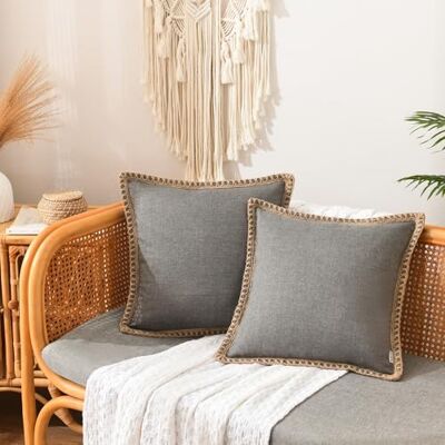 NordECO HOME Zestaw 2 lnianych szarych poszewek na poduszki 50 x 50 cm, dekoracyjne wiejskie jutowe obszyte krawędzie, 20 x 20 cm, do dekoracji sofy NordECO HOME Zestaw 2 lnianych szarych poszewek na poduszki 50 x 50 cm, dekoracyjne wiejskie jutowe obszyte krawędzie, 20 x 20 cm, do dekoracji sofy