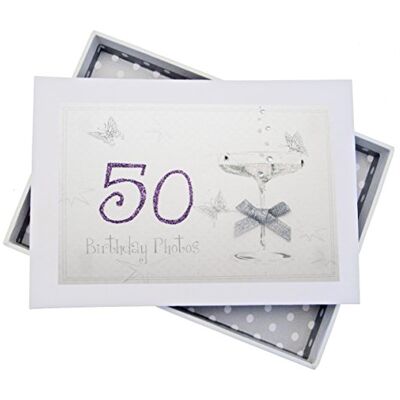 WHITE COTTON CARDS Zdjęcia na 50. urodziny, mały album, szkło Coupé, drewno, 12,5 x 17,5 x 2,5 cm WHITE COTTON CARDS Zdjęcia na 50. urodziny, mały album, szkło Coupé, drewno, 12,5 x 17,5 x 2,5 cm