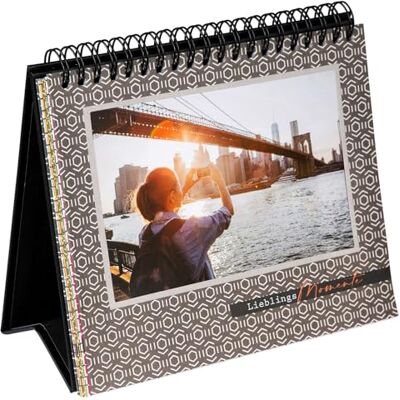goldbuch 46 025 składana ramka na zdjęcia z 12 ilustrowanymi passe-partout na 12 zdjęć 10 x 15 cm do włożenia, wymienna ramka 18 x 16,5 x 2,5 cm, stojak na stół, kolorowa goldbuch 46 025 składana ramka na zdjęcia z 12 ilustrowanymi passe-partout na 12 zdjęć 10 x 15 cm do włożenia, wymienna ramka 18 x 16,5 x 2,5 cm, stojak na stół, kolorowa