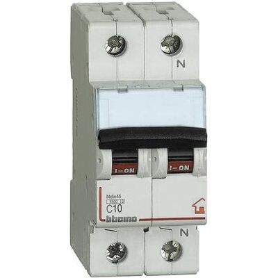 BTicino Model BTDIN45 - 2 Moduły - 10A - 4,5kA - Wyłącznik magnetotermiczny BTicino Model BTDIN45 - 2 Moduły - 10A - 4,5kA - Wyłącznik magnetotermiczny