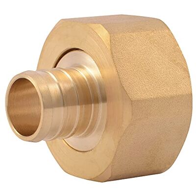 SharkBite UC529LFA obrotowy adapter męski, 3/4 cala x 2,5 cm SharkBite UC529LFA obrotowy adapter męski, 3/4 cala x 2,5 cm