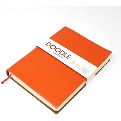 Artway Doodle pomarańczowy skórzany pamiętnik/szkicownik papier kartridżowy 150 g/m² 175 x 125 mm 82 strony mandaryński Artway Doodle pomarańczowy skórzany pamiętnik/szkicownik papier kartridżowy 150 g/m² 175 x 125 mm 82 strony mandaryński