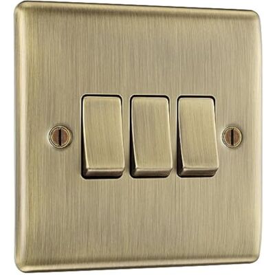 BG Electrical Potrójny włącznik światła - Wykończenie z antycznego brązu - 2-drogowy - 16AX BG Electrical Potrójny włącznik światła - Wykończenie z antycznego brązu - 2-drogowy - 16AX