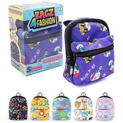 Joytoy Joy Toy 37962 Bagz4Fashion 9 x 5 cm Mini 5 różnych artykułów piśmienniczych wewnątrz plecaka 7 x 5 x 10 cm, kolorowy Joytoy Joy Toy 37962 Bagz4Fashion 9 x 5 cm Mini 5 różnych artykułów piśmienniczych wewnątrz plecaka 7 x 5 x 10 cm, kolorowy