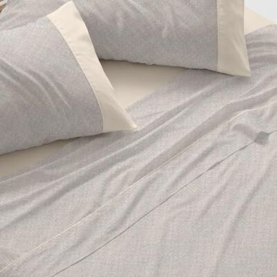 Blanco Burrito White Zestaw pościeli Łóżko 180 cm (+Dostępne pomiary) Poliester 50% Bawełna 50% Design 042 Kolor szary (180x190/200cm) Blanco Burrito White Zestaw pościeli Łóżko 180 cm (+Dostępne pomiary) Poliester 50% Bawełna 50% Design 042 Kolor szary (180x190/200cm)