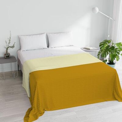 Italian Bed Linen Letnia kołdra z mikrofibry, musztarda/kremowa, podwójna 250 x 250 cm Italian Bed Linen Letnia kołdra z mikrofibry, musztarda/kremowa, podwójna 250 x 250 cm