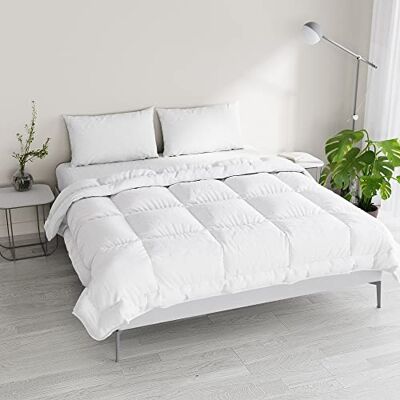 Italian Bed Linen Zimowa dwukolorowa kołdra puchowa i kaprysy, biały/biały, podwójny 250 x 200 cm Italian Bed Linen Zimowa dwukolorowa kołdra puchowa i kaprysy, biały/biały, podwójny 250 x 200 cm