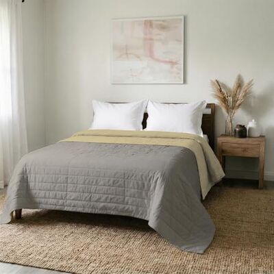 Italian Bed Linen MB HOME ITALY Elegancka kołdra letnia, kremowa/jasnoszara, 260 x 270 cm Italian Bed Linen MB HOME ITALY Elegancka kołdra letnia, kremowa/jasnoszara, 260 x 270 cm