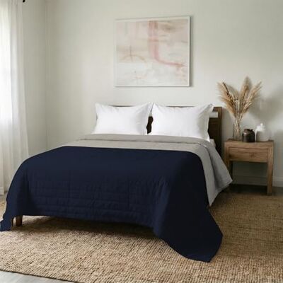 Italian Bed Linen Elegancka kołdra jasnoszara/marynarka podwójna 260 x 270 cm Italian Bed Linen Elegancka kołdra jasnoszara/marynarka podwójna 260 x 270 cm