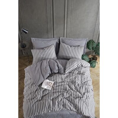 Nuit Des Rêves Zestaw podwójnych poszewek na kołdrę (200 x 200 cm), czarny, 70% bawełna/30% poliester, 2 poszewki na poduszki (80 x 80 cm), możliwość prania w pralce, eleganckie zapięcie na guziki Nuit Des Rêves Zestaw podwójnych poszewek na kołdrę (200 x 200 cm), czarny, 70% bawełna/30% poliester, 2 poszewki na poduszki (80 x 80 cm), możliwość prania w pralce, eleganckie zapięcie na guziki